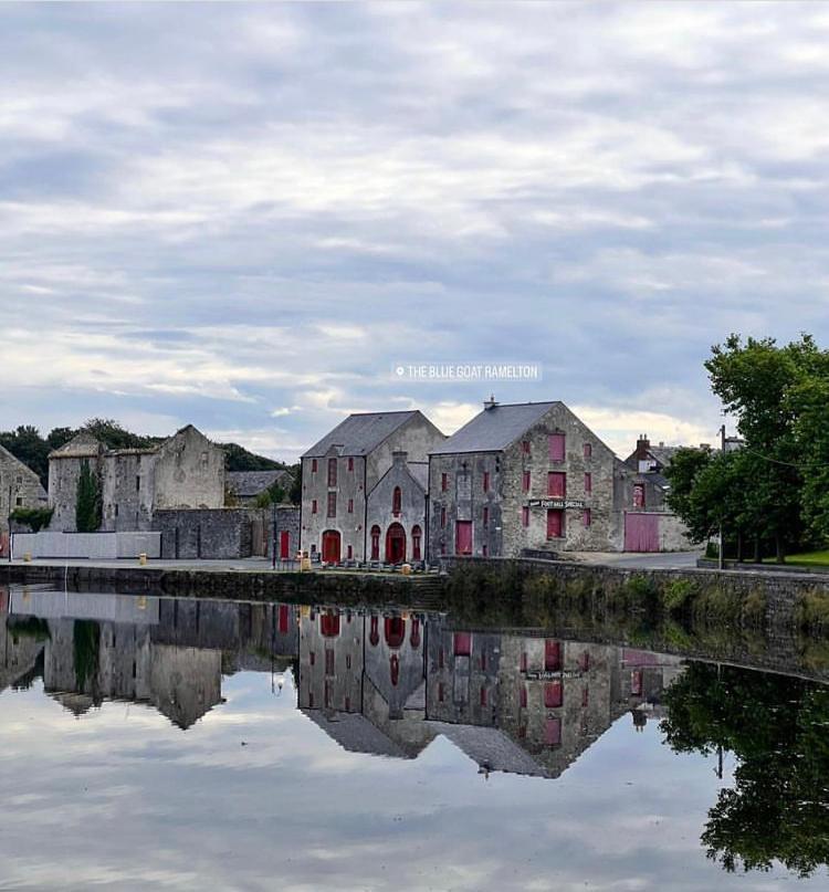 Riverfront Apartments At The Blue Goat Ramelton エクステリア 写真